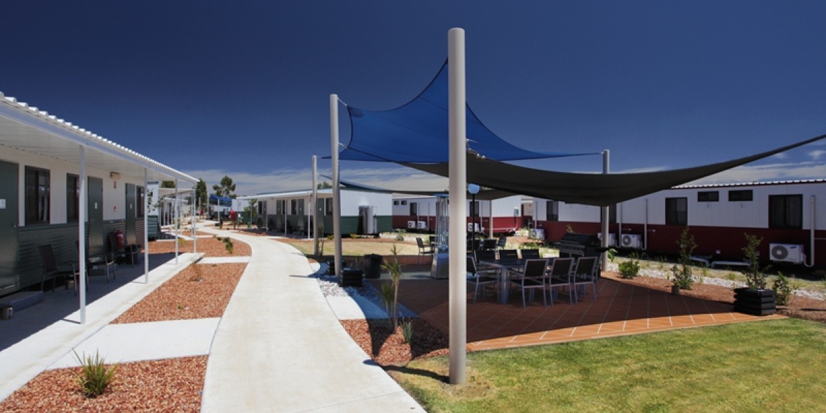BBQ area at the Stayover Village in Chinchilla