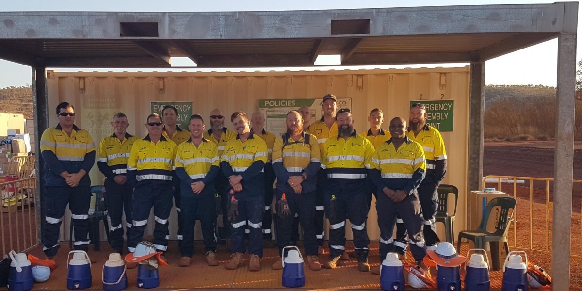 Team photo at Eliwana