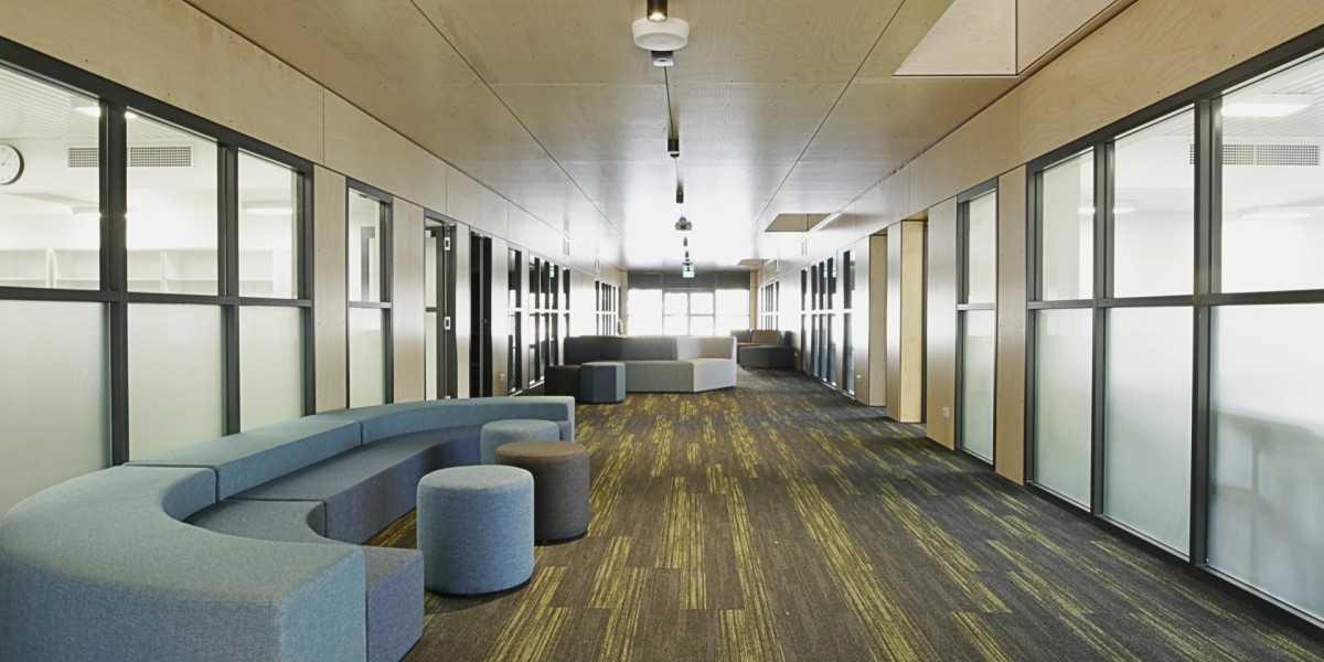 Utilising the hallway as additional space