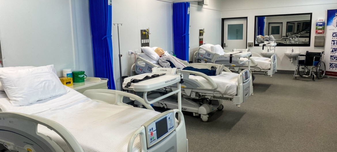 Bentley Park College Medical Training Room